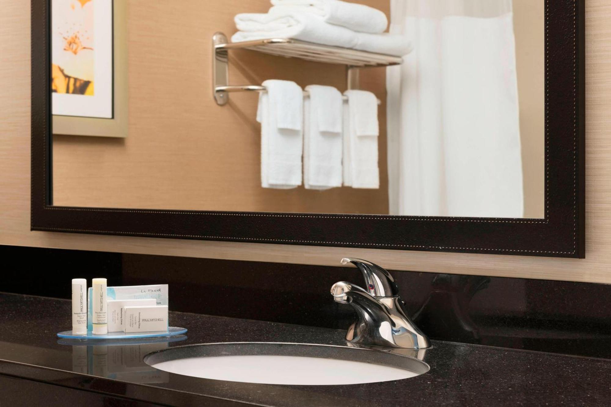 Fairfield Inn & Suites Hartford Manchester Kültér fotó